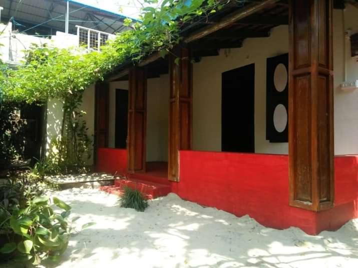 Hotel The Blues Alappuzha Zewnętrze zdjęcie